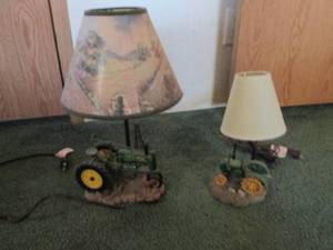 (2) John Deere table lamps with sha...