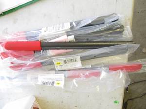 Bundle of long handle shoe horns...
