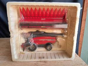 lot 25 image: Case IH AFX 8010 Combine set (In Foam no box sleeve still sealed)