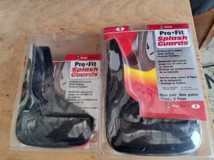 lot 45 image: Profit Splash Guards 2 Sets