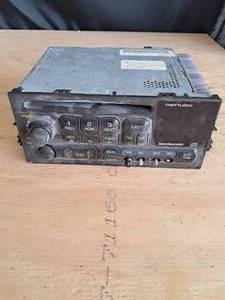 lot 47 image: Delco Radio Model #09375915