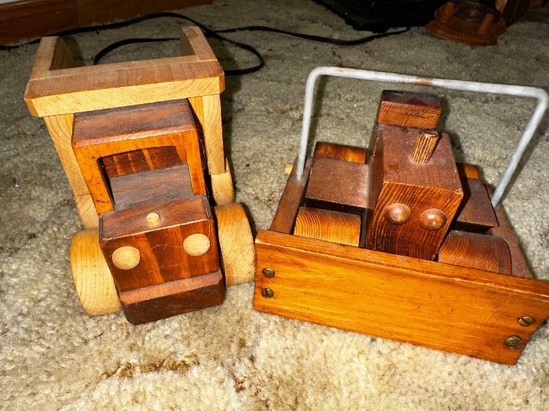 lot 433 image: Toy Wooden Dump Truck and Bulldozer.