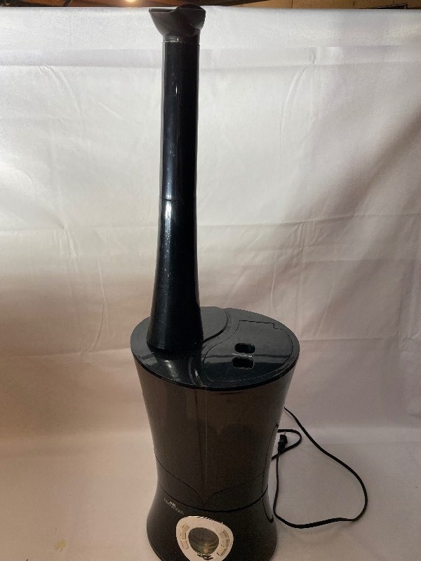 lot 713 image: Humidifier Black 34 Inches x 11 Inches x 8 Inches