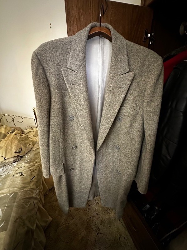 lot 417 image: Mens Will Long Dress Coat by A. H. King. Custom Tailored in Hong Kong. Approximately Size 42 Based on Other Jackets.