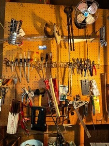 lot 1029 image: Entire Contents of Tools on Wall as Seen in Photo