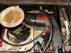 lot 1009 image: Skil 12 Drill in Metal Case with Parts