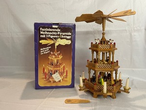lot 633 image: Vintage Wooden German Three Tier Christmas Pyramid Candle Carousel