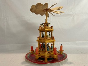 lot 634 image: Vintage Wooden German Three Tier Christmas Pyramid Candle Carousel