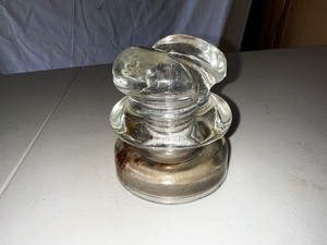 lot 982 image: Hemingway Clear Glass Insulator