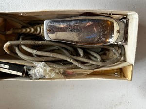 lot 956 image: Andis Master ML Professional Salon Hair Clippers Estimated Value $85