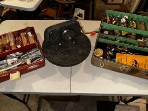 lot 1059 image: Vintage Tackle Boxes, Fishing Lures, and Ice Fishing Thermal Tip Up