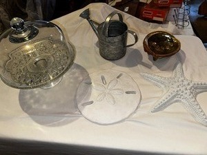 lot 933 image: Vintage Glass Covered Cake Plate and Vintage Housewares