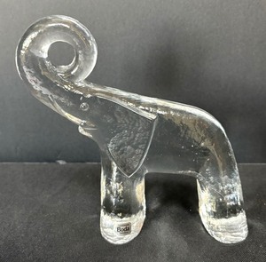lot 47 image: Kosta Boda Zoo Series Elephant Bertil Vallien Design Sweden