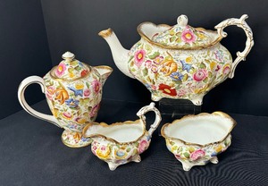 lot 50 image: Vintage Hammersley Queen Ann Coffee Pot, Teapot, Creamer Pitcher and Sugar Dish