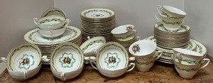 lot 197 image: Vintage Royal Worcester Athlone China Set