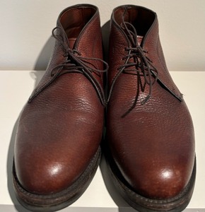 lot 156 image: Mens Allen Edmonds Malvern Low Boot in Brown Leather