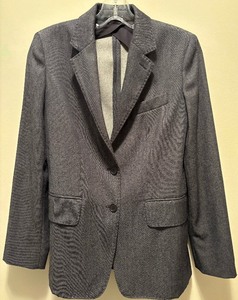lot 82 image: Max Mara Pure New Wool Blazer