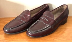 lot 211 image: Classy Cole Hahn Size 9 Shoes