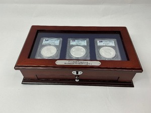 lot 4 image: The 2020 Early Issue Australian Silver Dollar Set