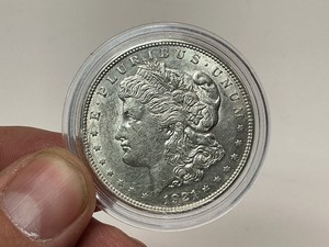 lot 72 image: 1921 Morgan Silver Dollar
