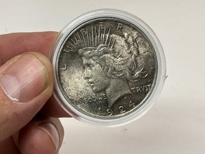 lot 101 image: 1924 Silver Peace Dollar
