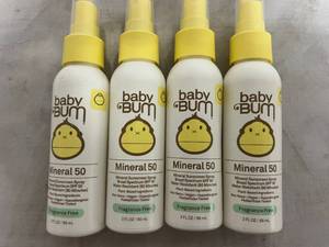 lot 51 image: 4 Bottles of Baby Bum Mineral 50 Sunscreen Spray