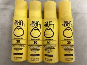 lot 55 image: 4 Bottles of Sun Bum SPF 30 Sunscreen Oil