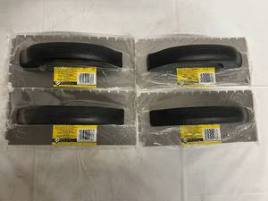 lot 98 image: 4 QEP Economy Notched Trowels