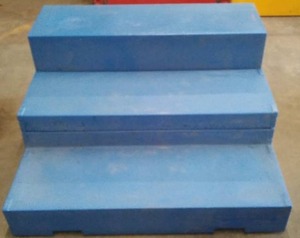 lot 11 image: Blue Staging Flip Forms.  4 ft. Wide