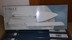 lot 725 image: New Towle Copenhagen 2 pc. Cake Set Servers (6)