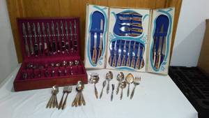 lot 743 image: Oneida Craft Deluxe Stainless Silverware, Stainless Sheffield English Blades And More.