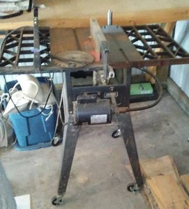lot 62 image: Craftsman Table SAW. 