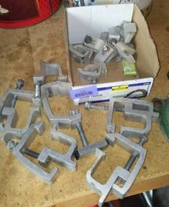 lot 109 image: Mounting Clamps (5)