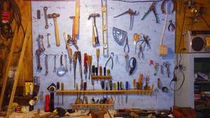 lot 185 image: Assorted Hand Tools Collection Including Wrenches, Screwdrivers, Hammers, and Plumbers
