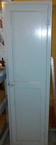 lot 194 image: Vintage Storage Cabinet with Contents