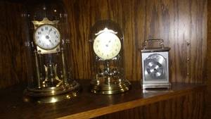 lot 198 image: Lot of 3 Vintage Clocks - Decorative Timepieces