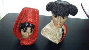 lot 215 image: Vintage chalkware busts from Marwal Industries, Inc. 1966.
