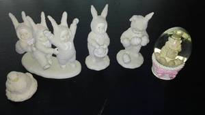 lot 218 image: Vitnage Snowbaby - Bunny Theme