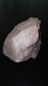 lot 231 image: Pink Quartz Crystal