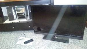 lot 269 image: Vizio 32 Razor LED LCD HDTV with Remote and Panasonic Audio System