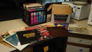 lot 277 image: Vintage Vinyl Records Including Hits from Bill Cosby, The Carpenters, Johnny Horton, and More