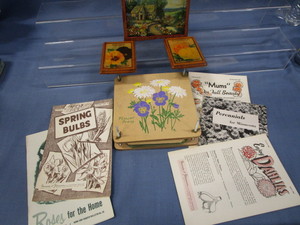 lot 43 image: Flower Press, MN & WI Extension