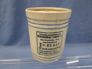lot 45 image: Crock - Wisconsin Butterine Co