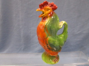 lot 46 image: French Majolica Rooster Pitcher