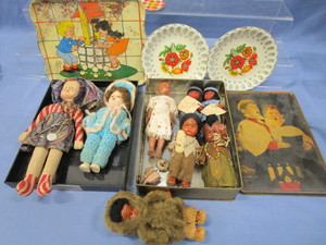 lot 63 image: Vintage Dolls - Native American