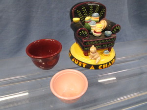 lot 88 image: Chair Bowlies, Soup Cups