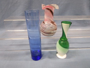 lot 124 image: Vases, Green, Blue, Multi Color