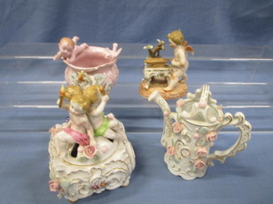 lot 126 image: Cherubs on Ceramic, Occ. Japan
