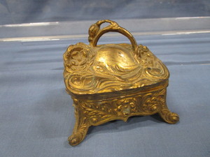 lot 129 image: Metal Dresser Box
