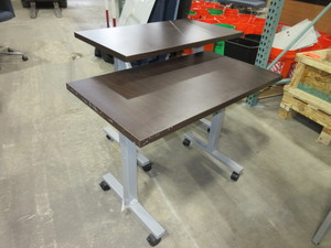 lot 464 image: OFS, ROLLING, PERSONAL WORK TABLE